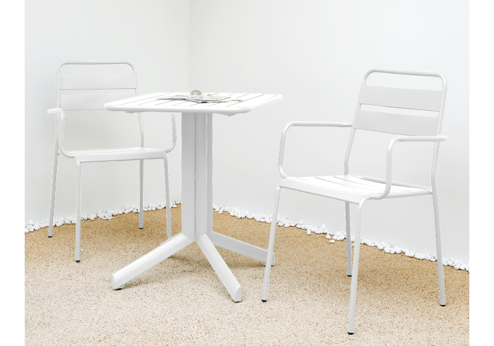 피카소가구【마린테이블】제품 이미지 / 키워드 : 야외테이블, 테이블, 철재테이블, 디자인, 인테리어, 야외, 아웃도어, 의자, 파우더코팅, 녹방지 